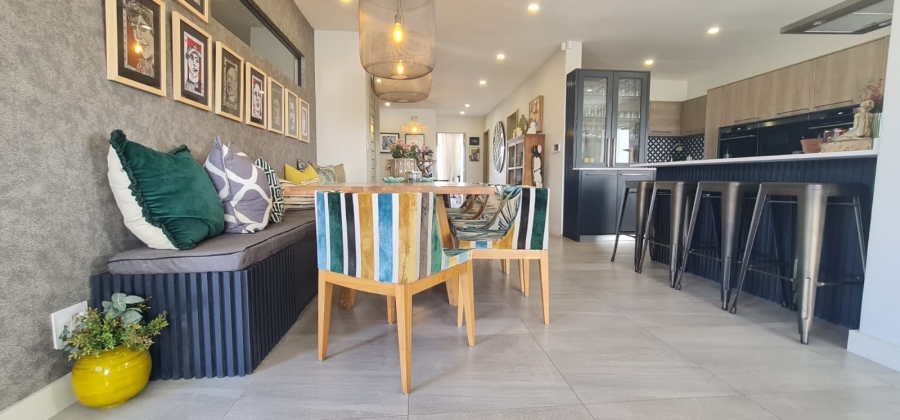 10 Bedroom Property for Sale in Bloubergstrand Western Cape